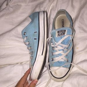 Blue converse women’s size 8